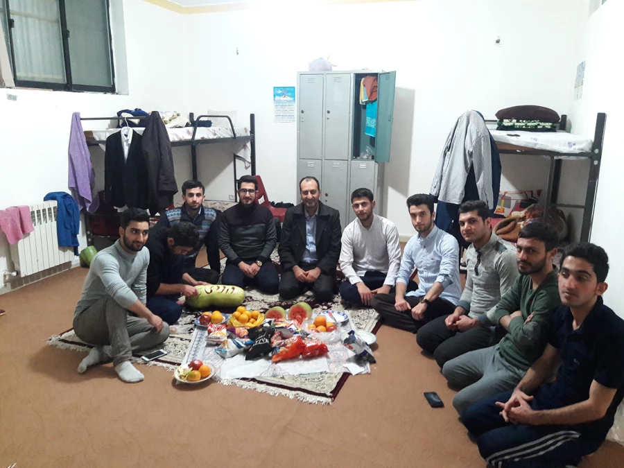 شب یَلدا یا شب چلّه یکی از کهن ترین جشن های ایرانی است.