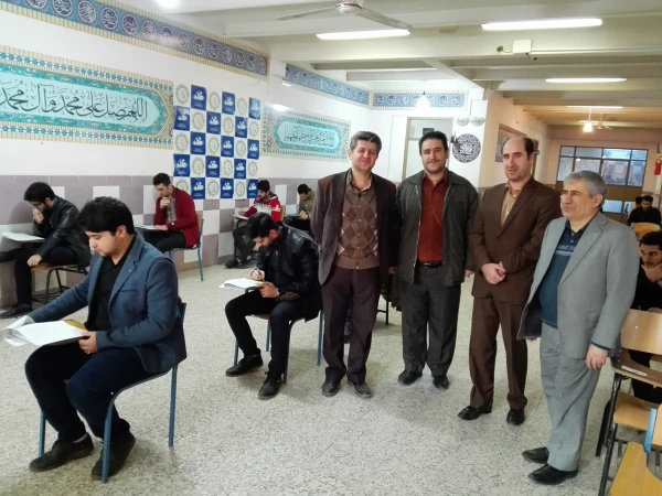 بازدید دکتر احد زاده از رونداجرائی  امتحانات نیمسال اول 95-96 درپردیس امام علی (ع)