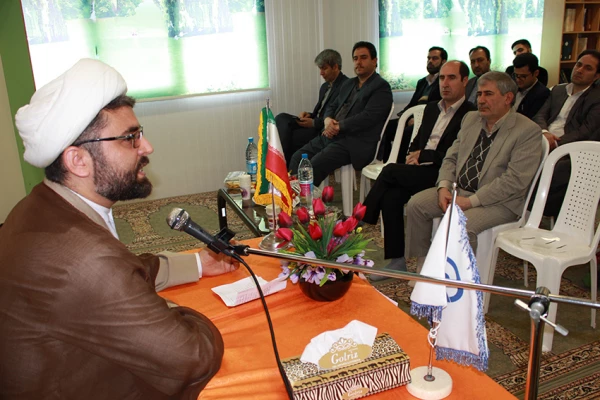 برگزاری جشن ولادت امام علی(ع) و روز مرد ویژه کارکنان و اساتید