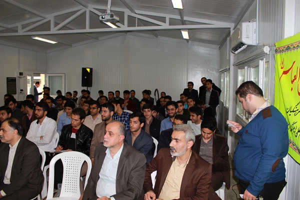 برپائی مناظره با موضوع حضور حداکثری در انتخابات