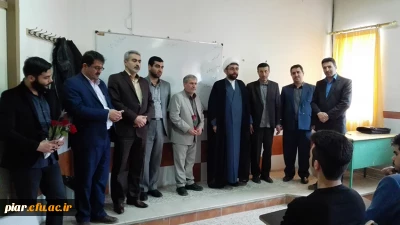 تجلیل از مقام شامخ معلم با حضور  مسئولین پردیس در کلاس استاد