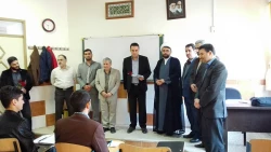 تجلیل از مقام شامخ معلم با حضور  مسئولین پردیس در کلاس استاد