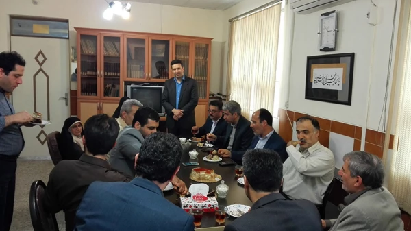 تقارن جشن روز معلم همزمان با تولد مهندس نوروزی مسئول هوشمندساز ی پردیس