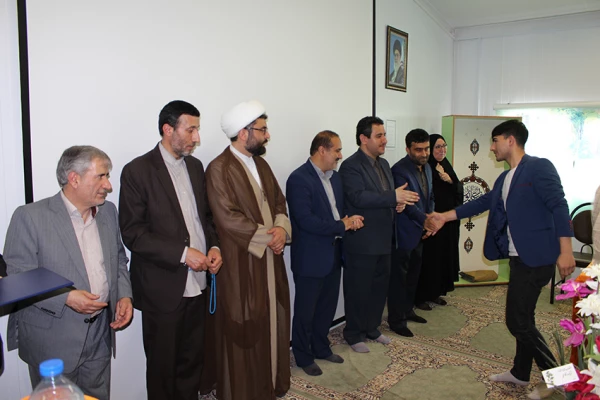 جشن باشکوه گرامیداشت هفته آموزش و بزرگداشت هفته معلم