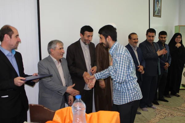 جشن باشکوه گرامیداشت هفته آموزش و بزرگداشت هفته معلم