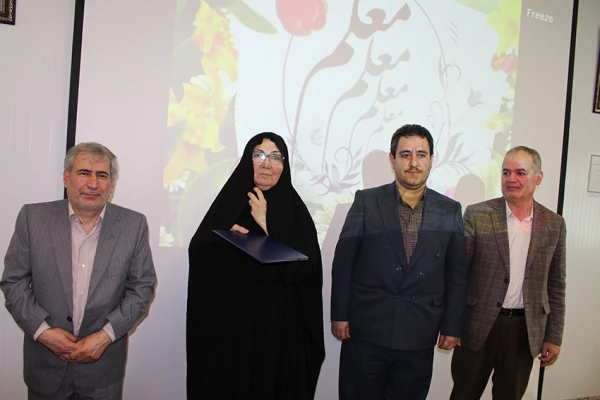 جشن باشکوه گرامیداشت هفته آموزش و بزرگداشت هفته معلم