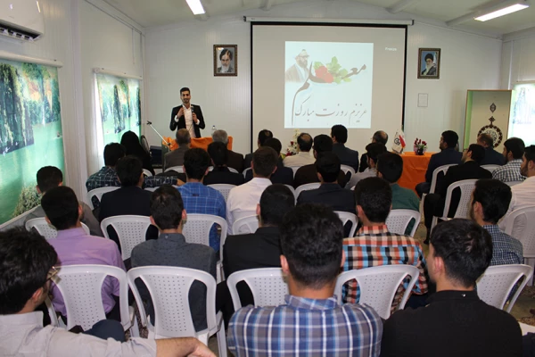 جشن باشکوه گرامیداشت هفته آموزش و بزرگداشت هفته معلم