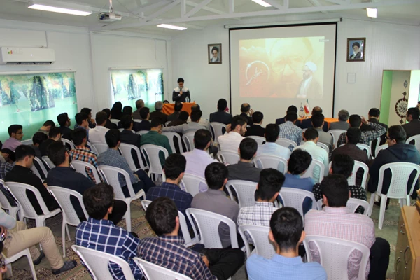 جشن باشکوه گرامیداشت هفته آموزش و بزرگداشت هفته معلم