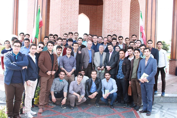 بازدید از آرامگاه میرزا کوچک خان جنگلی و شیون فومنی