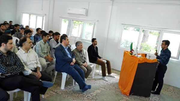 تریبون آزاد