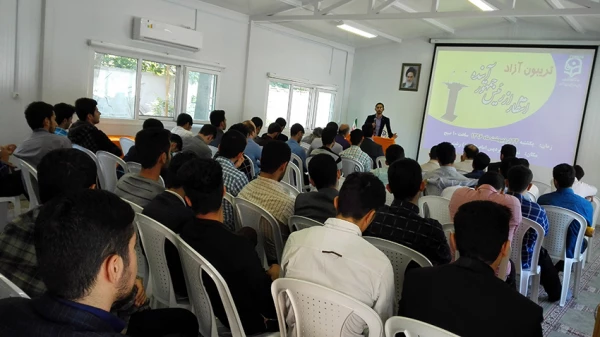 تریبون آزاد