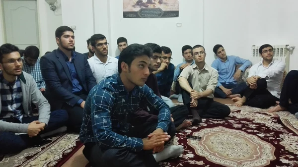 تجلیل از سرپرست یاران،نمایندگان خوابگاه و خوابگاه نمونه