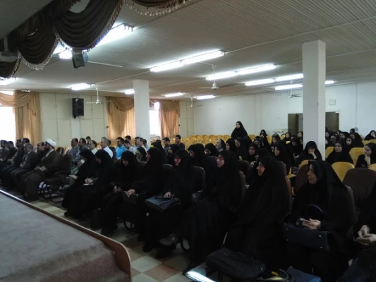 برگزاری نشست هم اندیشی "تبیین اندیشه های امام(ره)"