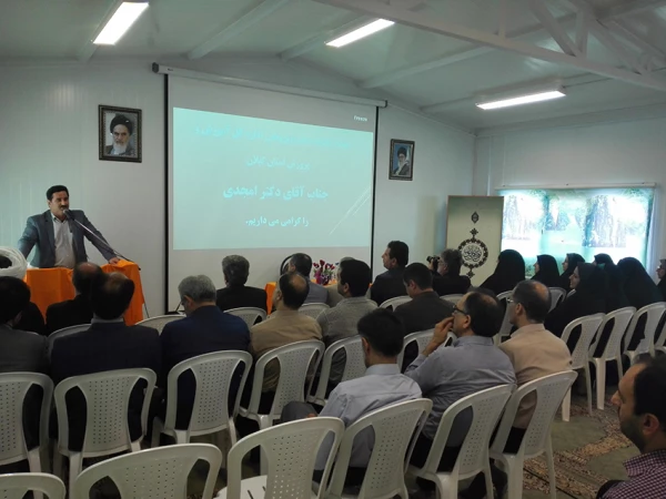 تکریم جناب آقای کوچکی معاونت سابق توسعه منابع و مدیریت انسانی و معارفه جناب آقای دکتر عزیزی