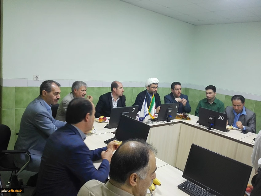 تکریم جناب آقای کوچکی معاونت سابق توسعه منابع و مدیریت انسانی و معارفه جناب آقای دکتر عزیزی