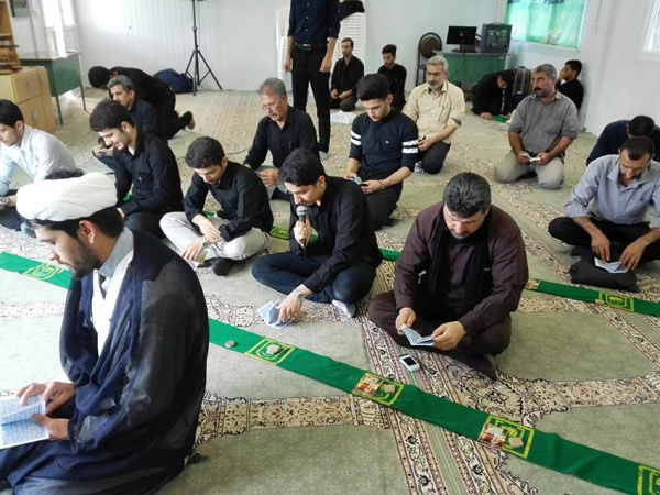 برگزاری زیارت عاشورا در پردیس امام علی (ع)