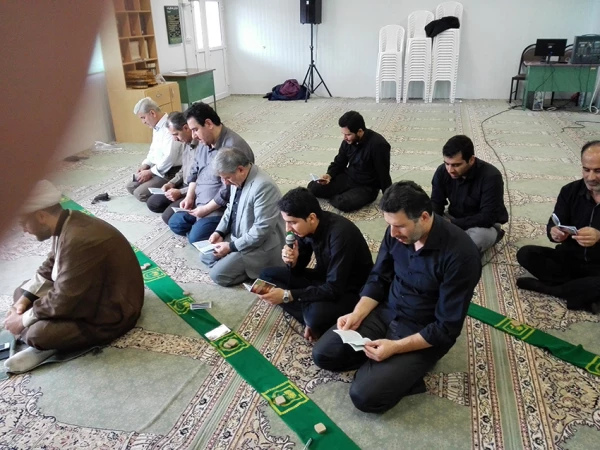 برگزاری زیارت عاشورا در پردیس امام علی (ع)