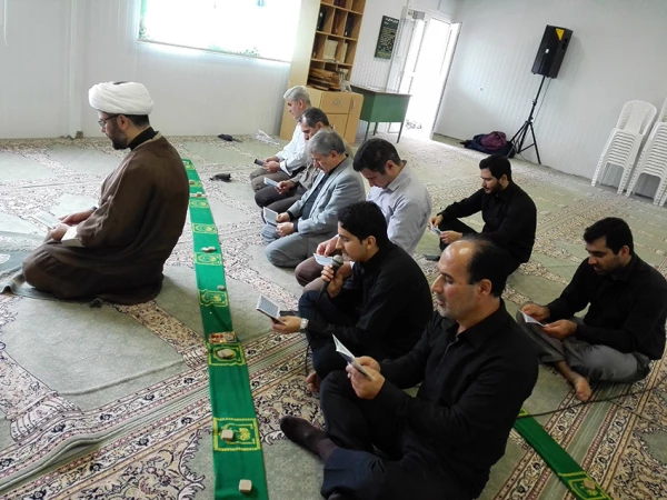 برگزاری زیارت عاشورا در پردیس امام علی (ع)