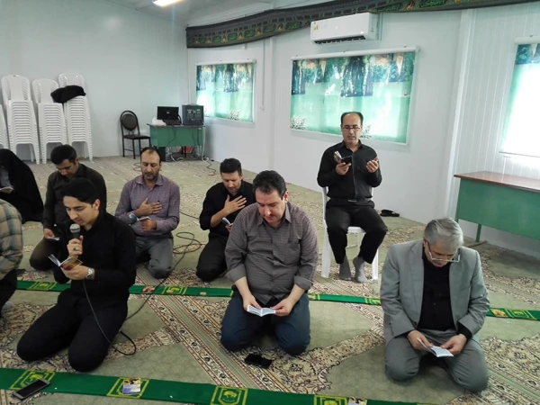 تجدید میثاق  مسئولین پردیس امام علی (ع) با شهدای دفاع مقدس و مدافع حرم