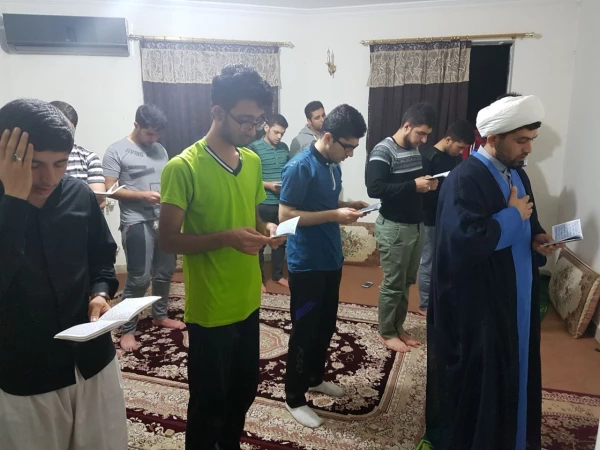 برپائی دعای پرفیض توسل در سرای دانشجوئی