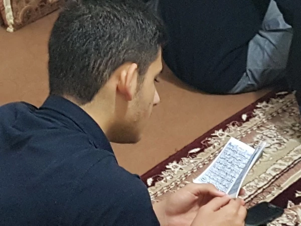 برپائی دعای پرفیض توسل در سرای دانشجوئی