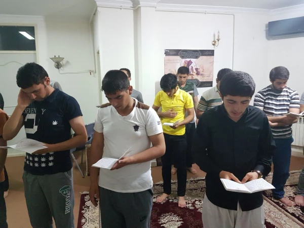 برپائی دعای پرفیض توسل در سرای دانشجوئی