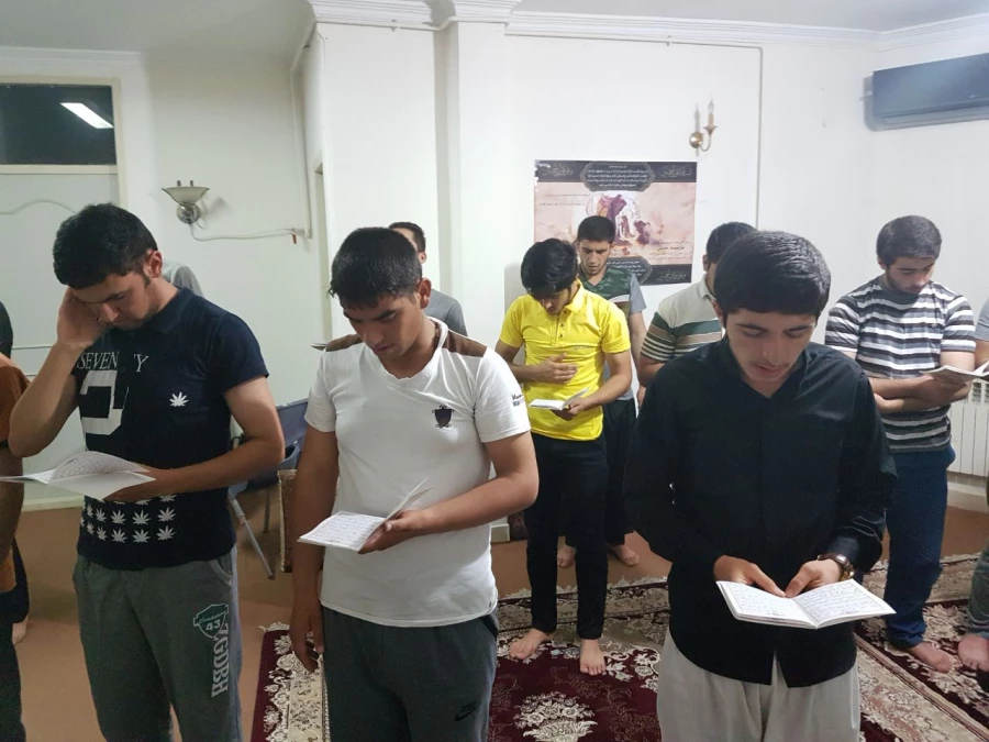 برپائی دعای پرفیض توسل در سرای دانشجوئی