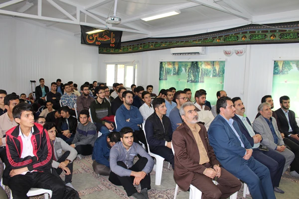 نشست صمیمی   رئیس هسته گزینش و معاونت پژوهش اداره کل آموزش و پرورش با دانشجومعلمان