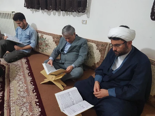 محفل  اُنس با قرآن در سرای دانشجوئی