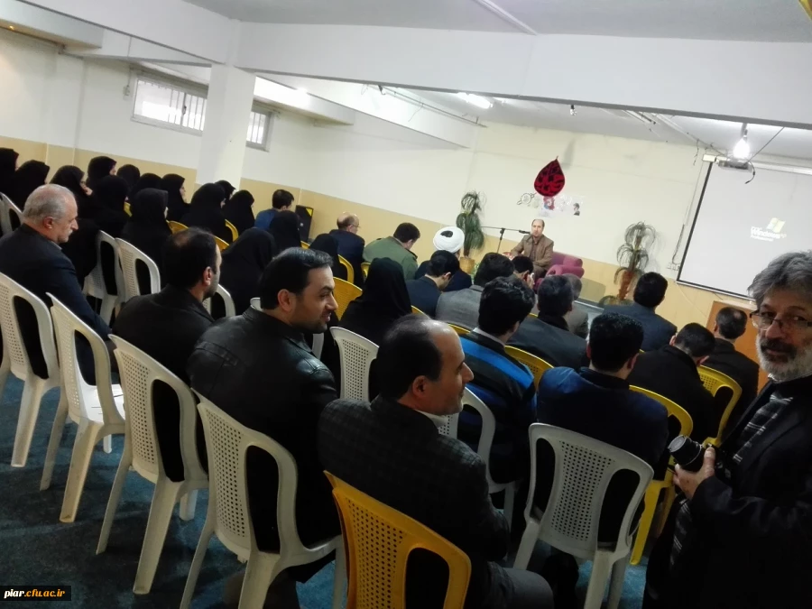 هم اندییشی اساتید و کارکنان دانشگاه فرهنگیان گیلان با موضوع تبیین دستاورد های انقلاب اسلامی