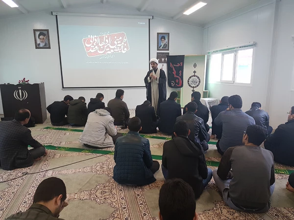 برگزاری مراسم فاطمیه در پردیس امام علی (ع)