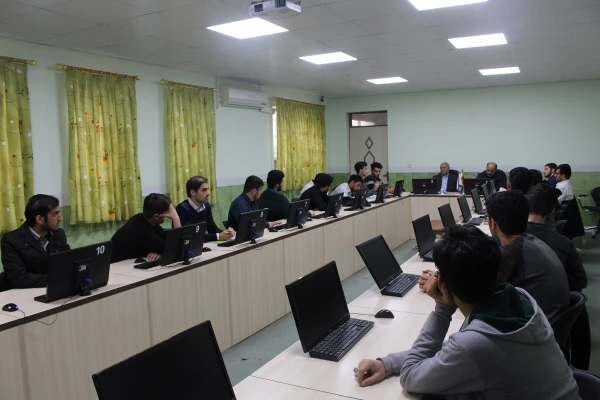 جلسه پرسش و پاسخ با حضور دکتر شکیبا از ارزیابی عملکرد سازمان مرکزی