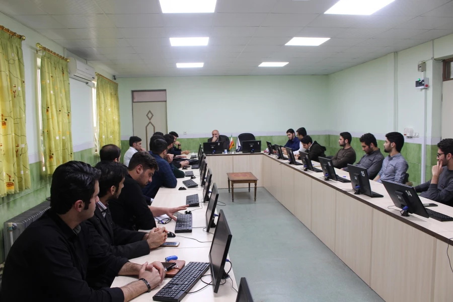 جلسه پرسش و پاسخ با حضور دکتر شکیبا از ارزیابی عملکرد سازمان مرکزی