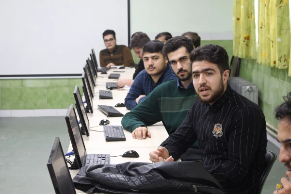 جلسه پرسش و پاسخ با حضور دکتر شکیبا از ارزیابی عملکرد سازمان مرکزی