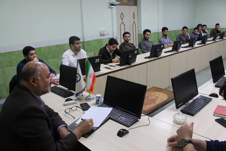 جلسه پرسش و پاسخ با حضور دکتر شکیبا از ارزیابی عملکرد سازمان مرکزی