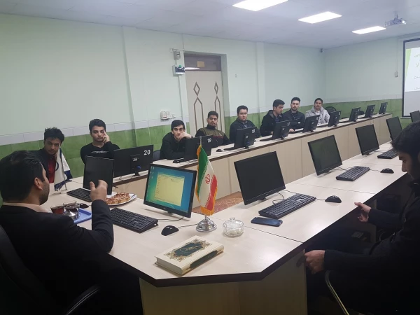 کارگاه روش شناسی انتقال مفاهیم تعلیم و تربیت از طریق شعر و ادبیات