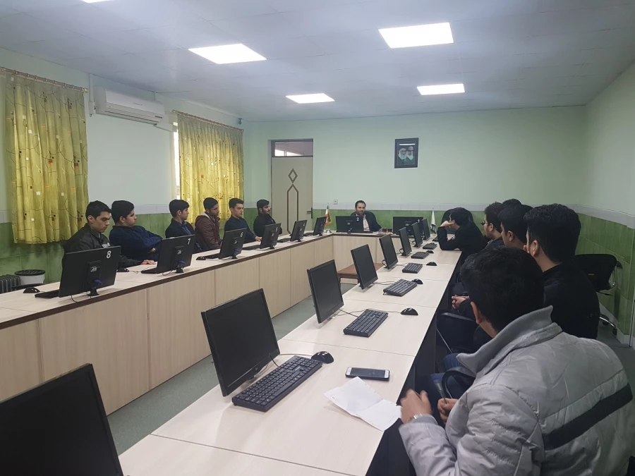 کارگاه روش شناسی انتقال مفاهیم تعلیم و تربیت از طریق شعر و ادبیات