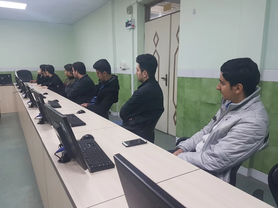 کارگاه روش شناسی انتقال مفاهیم تعلیم و تربیت از طریق شعر و ادبیات