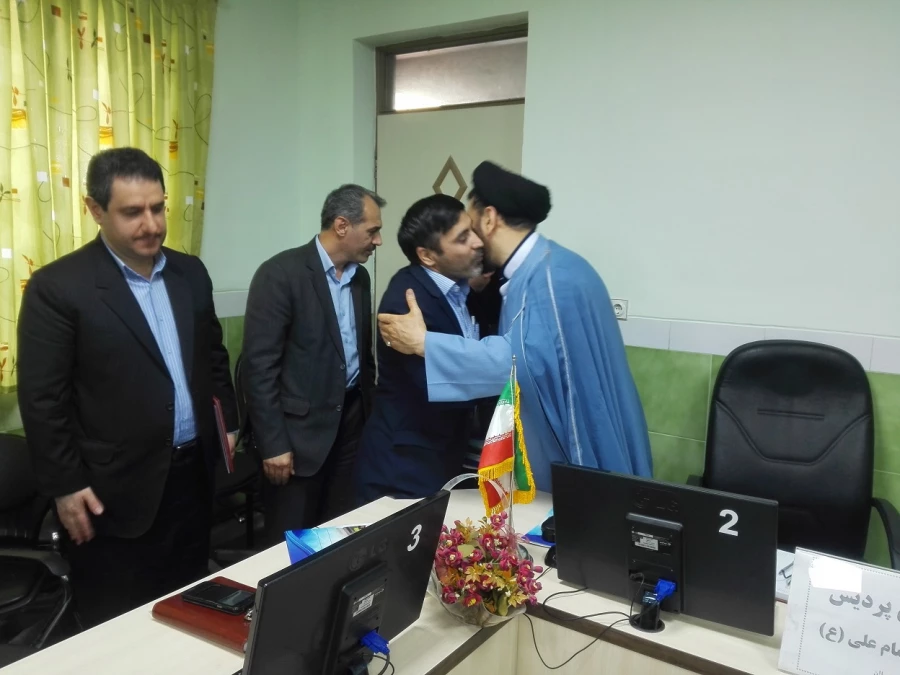 تجلیل از اساتید هیئت علمی و معاونت آموزشی سابق