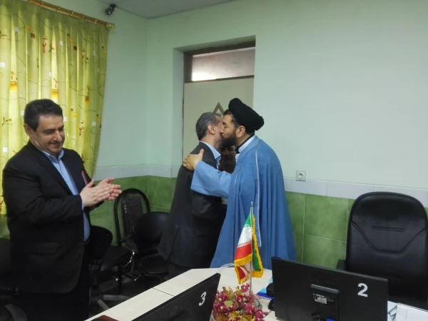 تجلیل از اساتید هیئت علمی و معاونت آموزشی سابق