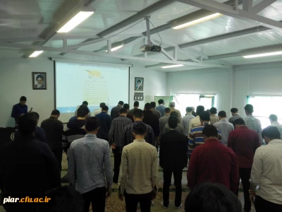 اقامه نماز با شکوه جماعت