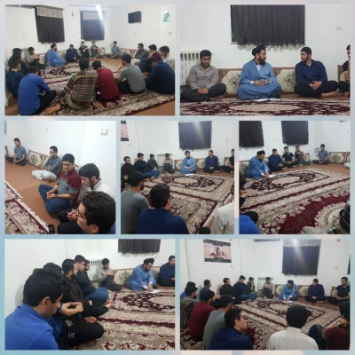 نشست صمیمی دکتر عاملی با دانشجومعلمان سرای دانشجویی