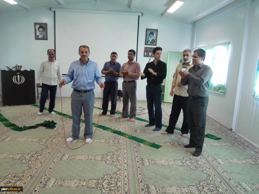 مسابقه طناب زنی  کارکنان پردیس امام علی (ع)