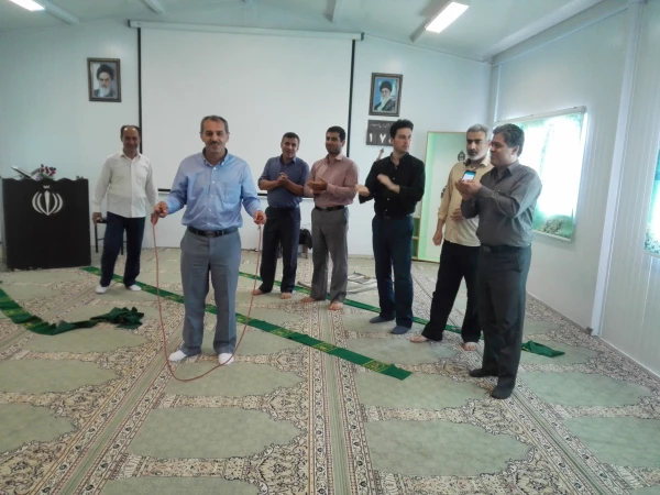مسابقه طناب زنی کارکنان  پردیس امام علی (ع)
