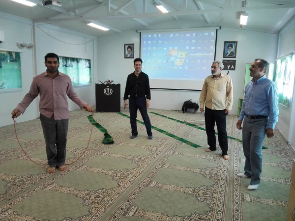 مسابقه طناب زنی کارکنان  پردیس امام علی (ع)