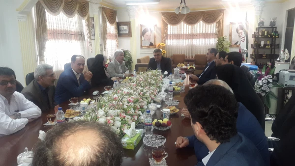 دیدار مدیریت و کارکنان پردیس امام علی(ع) با مدیرکل آموزش و پرورش استان گیلان