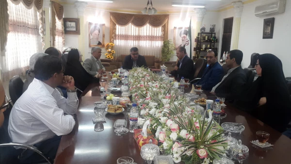 دیدار مدیریت و کارکنان پردیس امام علی(ع) با مدیرکل آموزش و پرورش استان گیلان