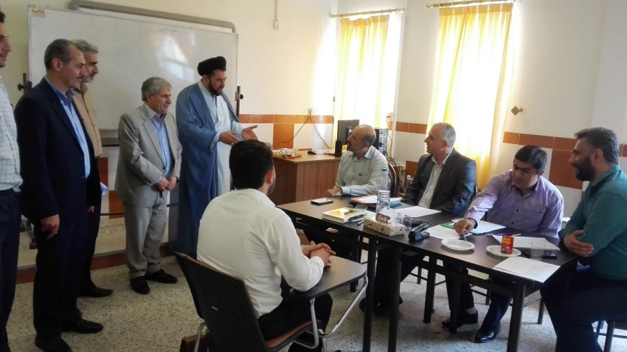 بازدید دکتر اعلائی رئیس پردیس امام علی (ع) از روند مصاحبه آزمون استخدامی  ماده 28