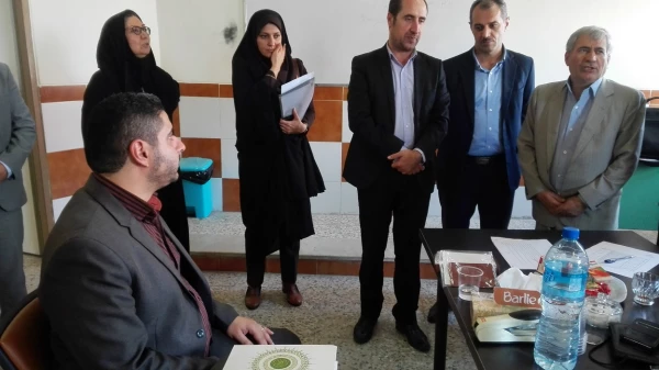 بازدید دکتر احدزاده مدیریت امور پردیس های استان از روند مصاحبه