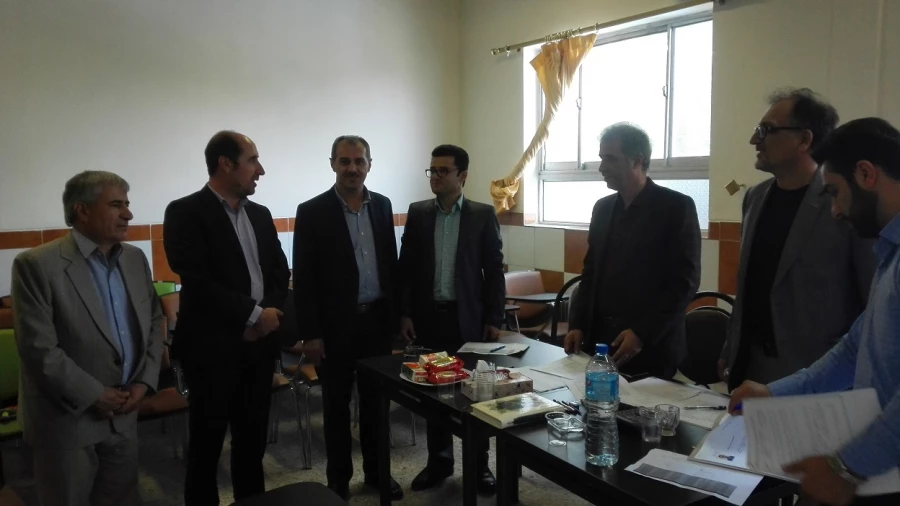 بازدید دکتر احدزاده مدیریت امور پردیس های استان از روند مصاحبه